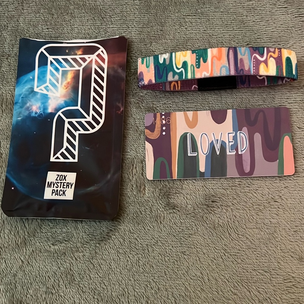 🆕 ZOX Wristband Mystery Pack Loved Size Medium